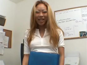 Asian babe has some great blowjob skills
