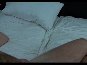 Lascive asian babe gives oral and riding coc