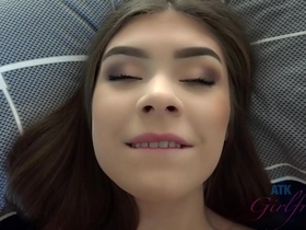Amateur POV fucking and orgasms with a super hot teen (Winter Jade)