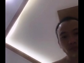 Em gaМЃi nЖ°МЃng l&ocirc;МЂn gaМЈ ngЖ°ЖЎМЂi y&ecirc;u vaМЂo nhaМЂ nghiМ‰ (5)